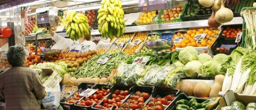 Recomiendan no comprar palta, banana y kiwi por el alto precio en Mendoza