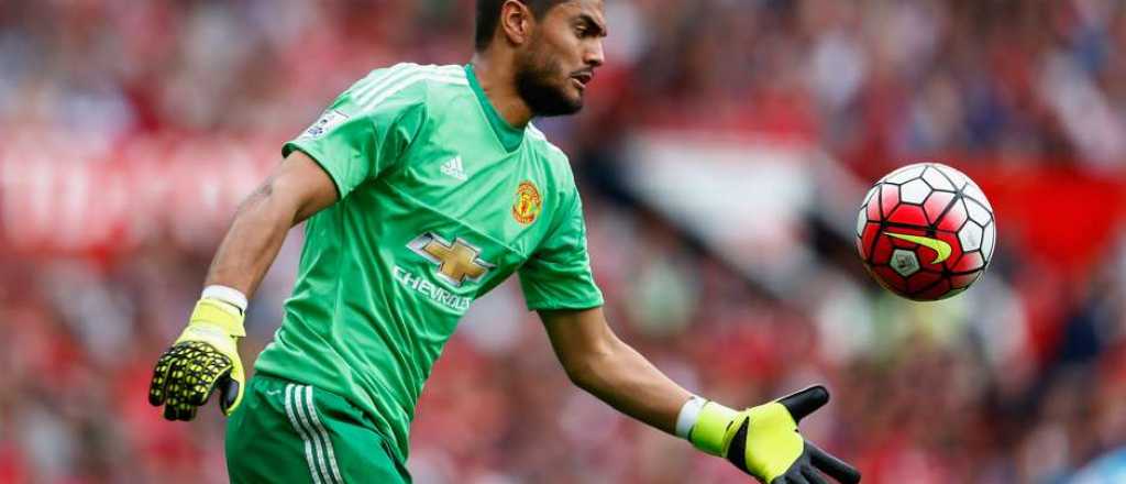 En Manchester se divierten con el auto de Chiquito Romero