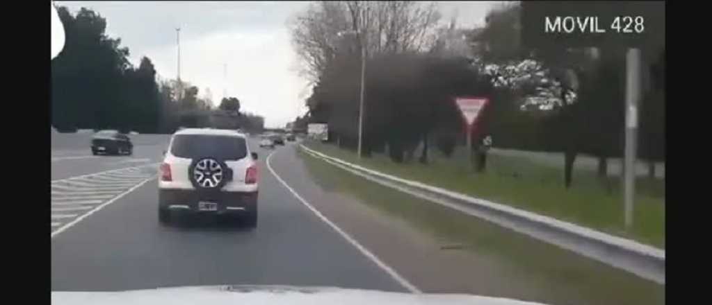 Video: robo y persecuci&oacute;n de pel&iacute;cula en la Panamericana