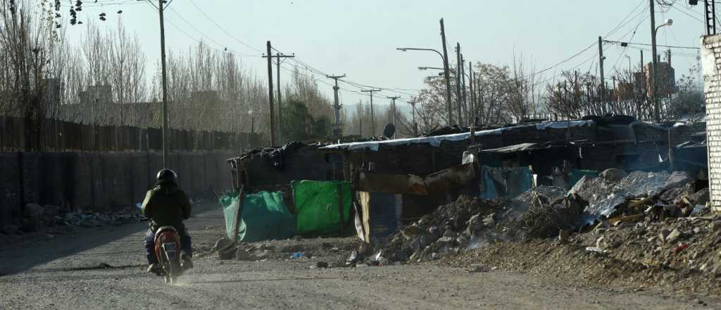 Misterioso ataque a un hombre que caminaba solo en Las Heras