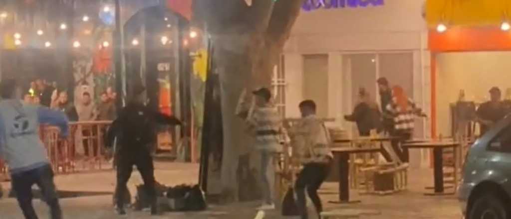 Videos: salvaje pelea a los sillazos en la Ar&iacute;stides