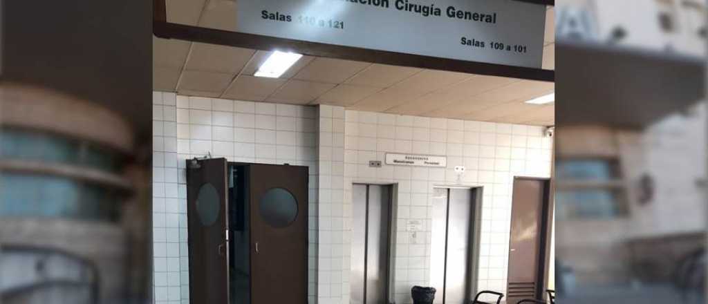 Una mujer cayó por un hueco de un ascensor del Hospital Central: está grave