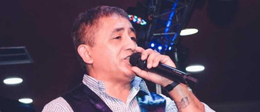 Falleci&oacute; el cantante Huguito Flores en un accidente de tr&aacute;nsito
