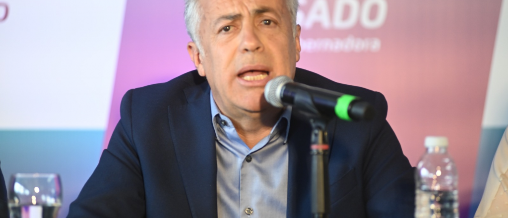 Cornejo reafirm&oacute; que hay que meter presos a los que roban celulares