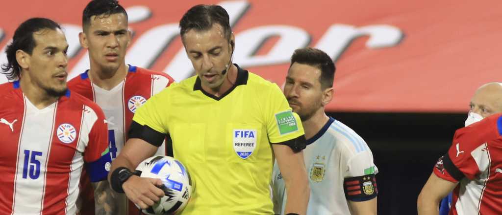 Argentina-Paraguay, con un polémico árbitro que hizo sufrir a Messi