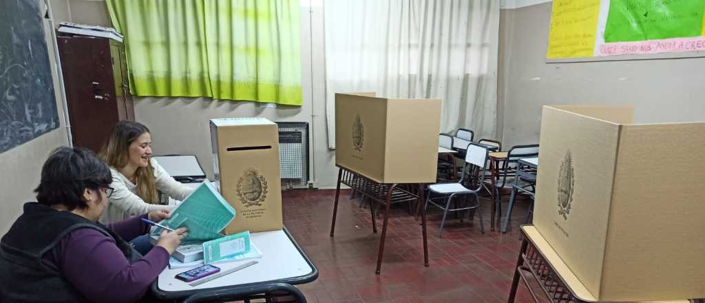 Votó el 71% del padrón electoral en Mendoza para elegir Gobernador