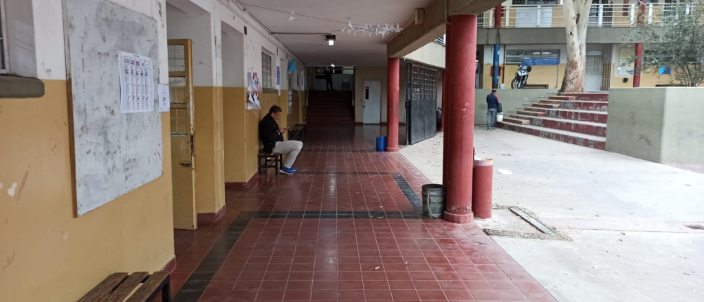 Sigue la suspensión de clases en algunas escuelas