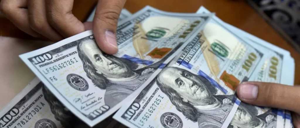 Sube el dólar blue: ¿a cuánto cotiza en Mendoza?