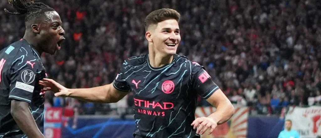 Video: golazo infernal de Juli&aacute;n &Aacute;lvarez para la gran victoria del City