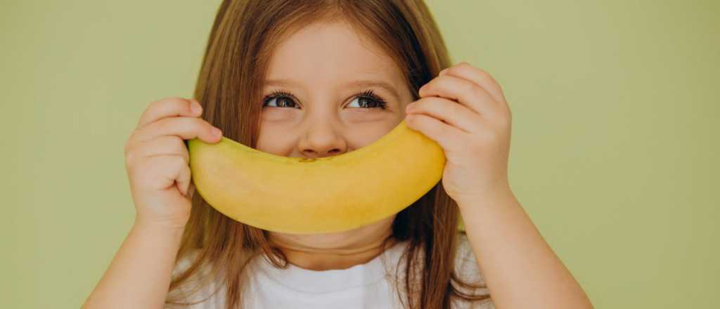 Por qué deberíamos lavar las bananas antes de pelarlas: la forma correcta de hacerlo