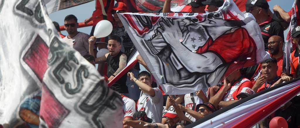 &iexcl;Lleg&oacute; Pap&aacute; Noel! El regalo navide&ntilde;o que enamora a los hinchas de Maip&uacute;