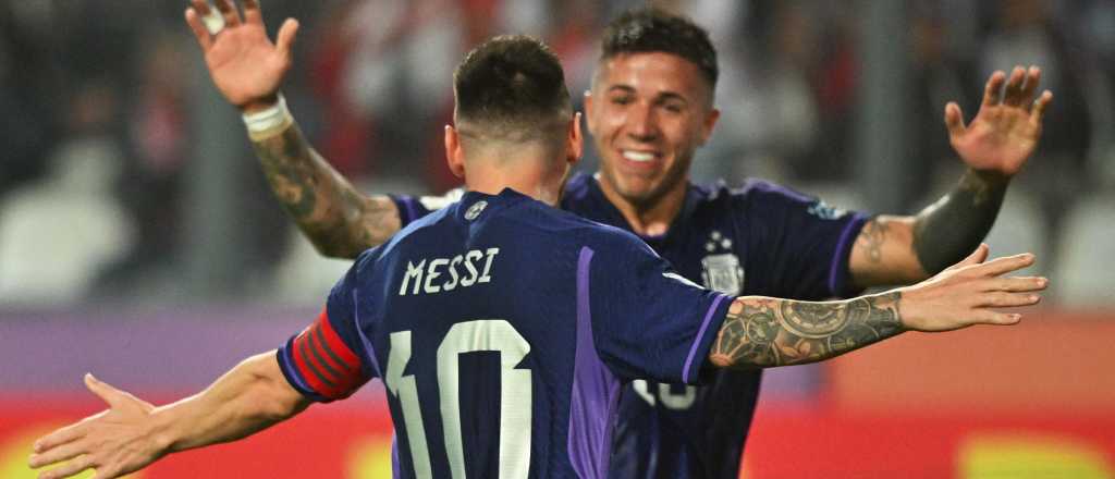 Con un Messi estelar, Argentina venci&oacute; a Per&uacute; y es m&aacute;s l&iacute;der que nunca