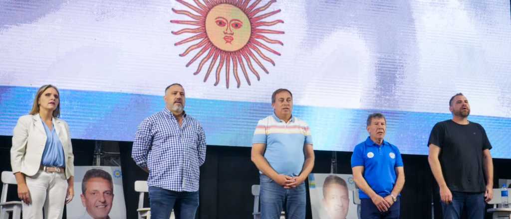 El peronismo mendocino cerr&oacute; su campa&ntilde;a con la CGT