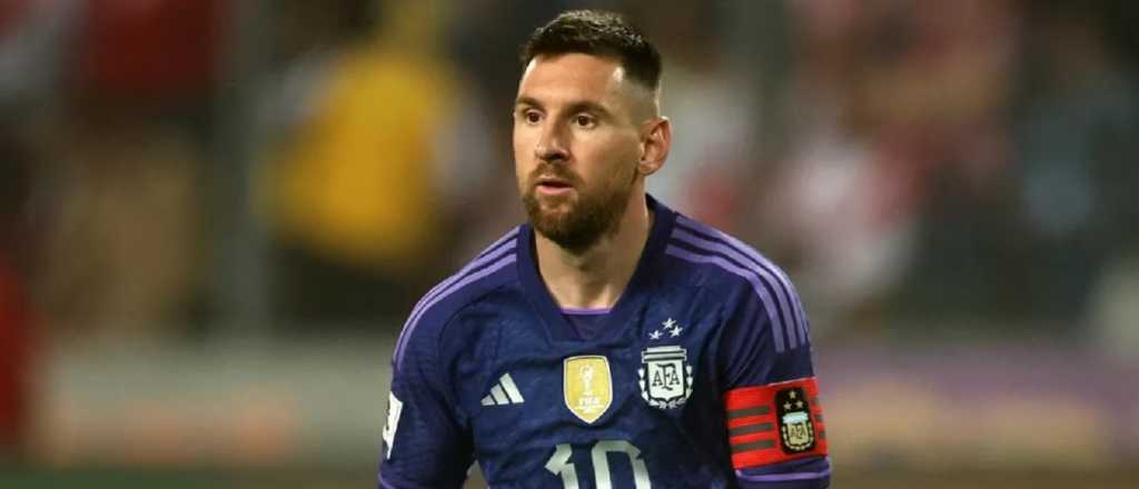 La furiosa reacción del arquero de Perú contra un fanático de Messi