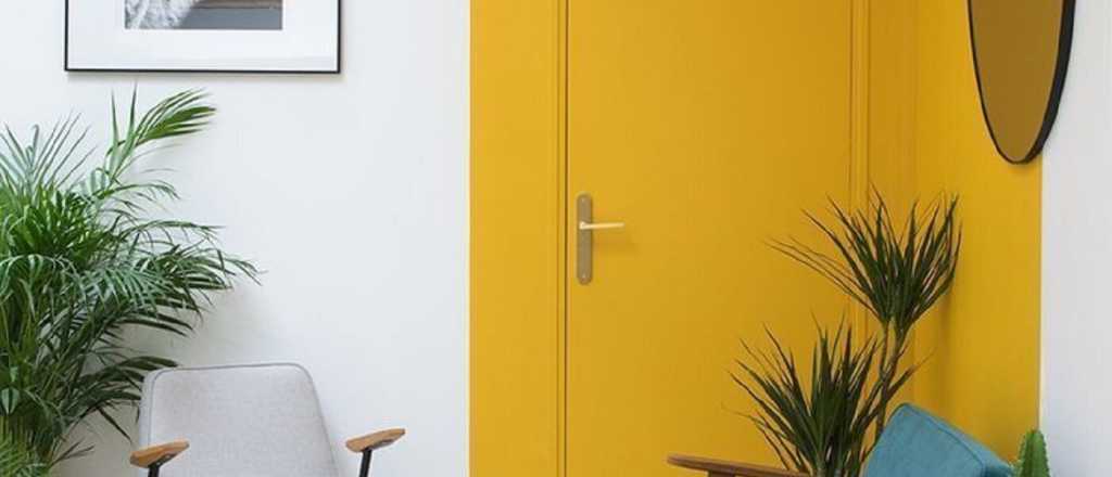 Transforma tu hogar con 4 ideas originales para pintar tus puertas