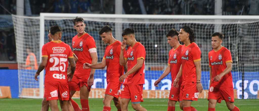 Arsenal empat&oacute; con Talleres y descendi&oacute; a la Primera Nacional