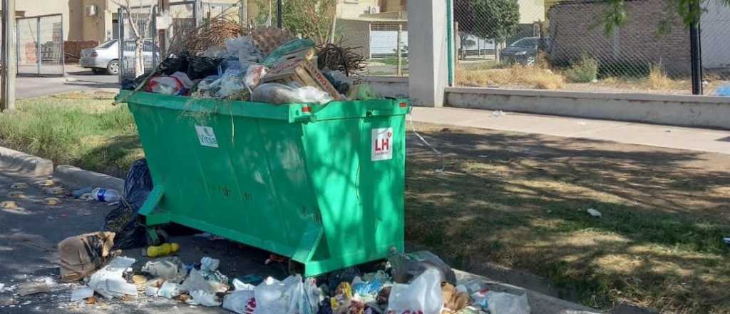 No levantan la basura en Las Heras por el despido de trabajadores