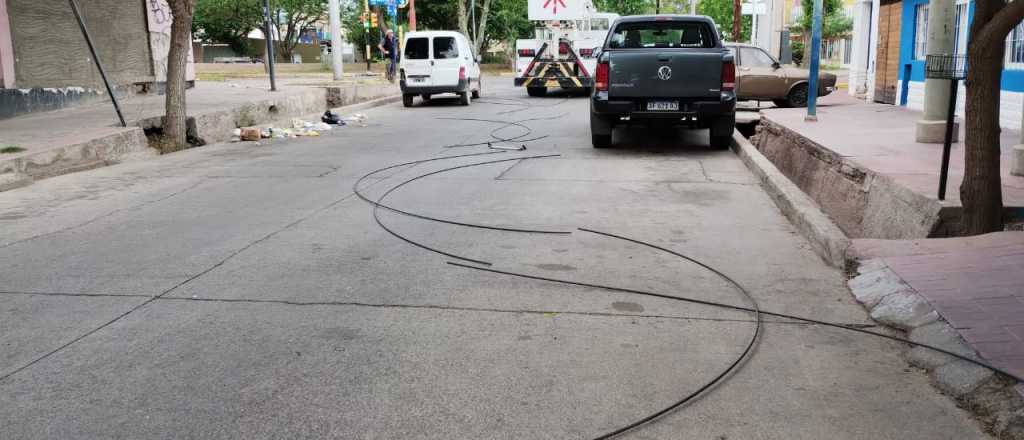 Se hizo pasar por empleado, rob&oacute; cables del trole y fue detenido