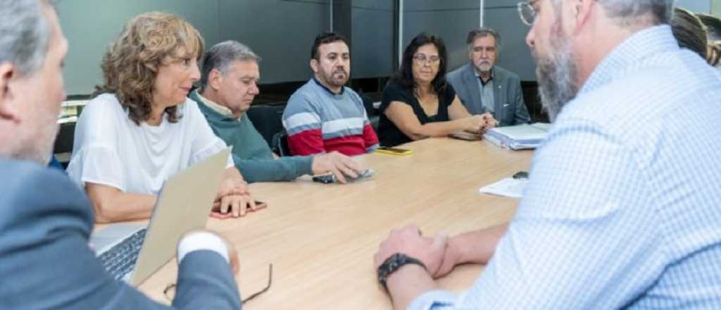 El Gobierno ofreci&oacute; el 10% y AMProS rechaz&oacute; la propuesta