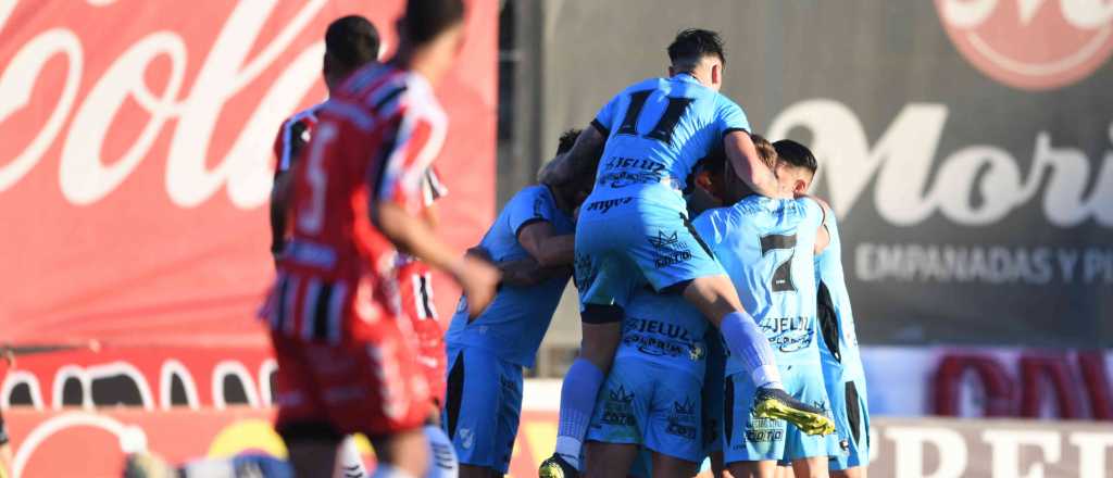Con pol&eacute;mica, Temperley elimin&oacute; a Chacarita del Reducido