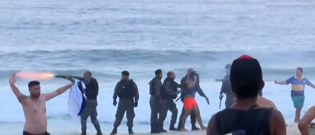 Scioli denunci&oacute; "brutalidad" de la polic&iacute;a contra hinchas de Boca