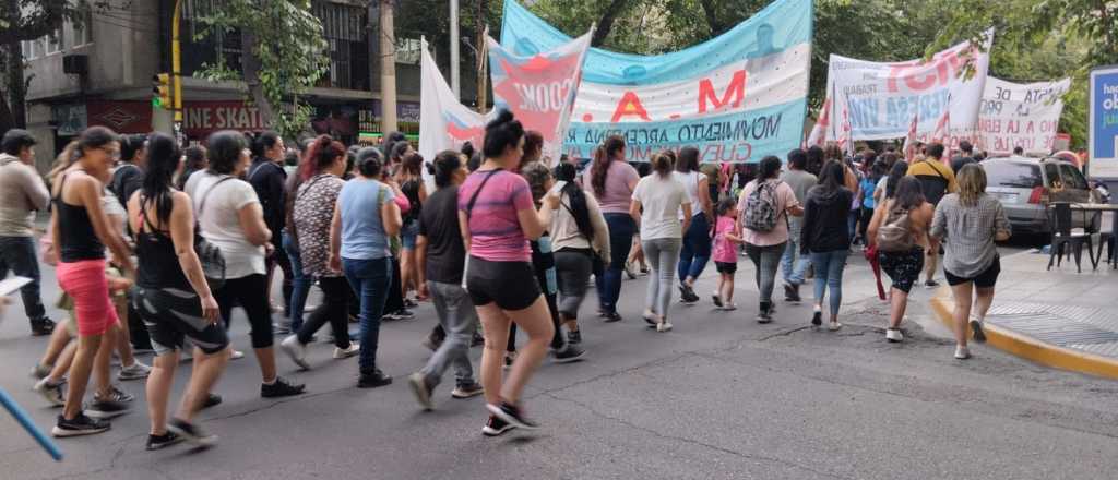 Miércoles caldeado en Mendoza: habrá marcha y vigilia contra la Ley Ómnibus