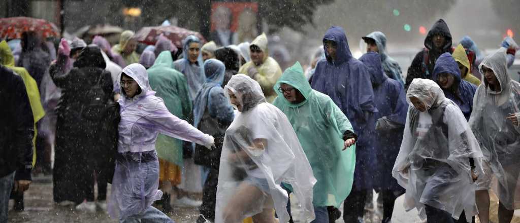 Taylor Swift: fans con hipotermia y crisis nerviosas tras la suspensi&oacute;n