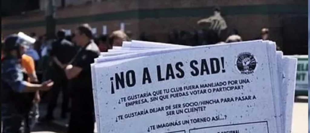 Clubes argentinos reaccionan por la idea de privatización del fútbol