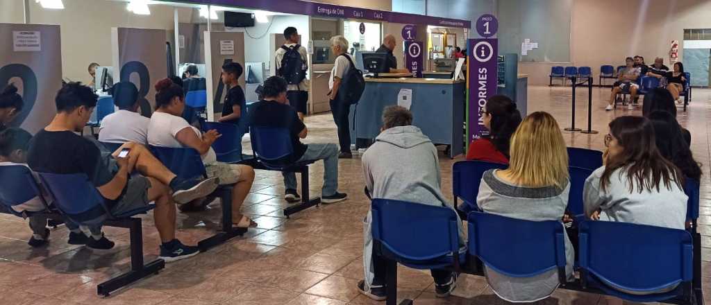 Despidieron a un empleado del Registro Civil por faltar m&aacute;s de 30 d&iacute;as