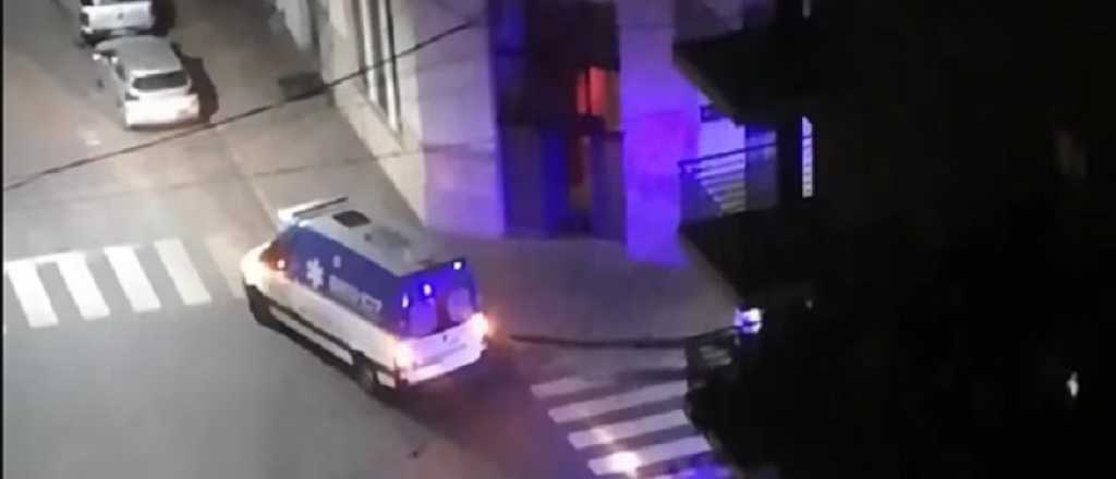 Sicarios entraron a la guardia de un hospital y mataron a un polic&iacute;a 