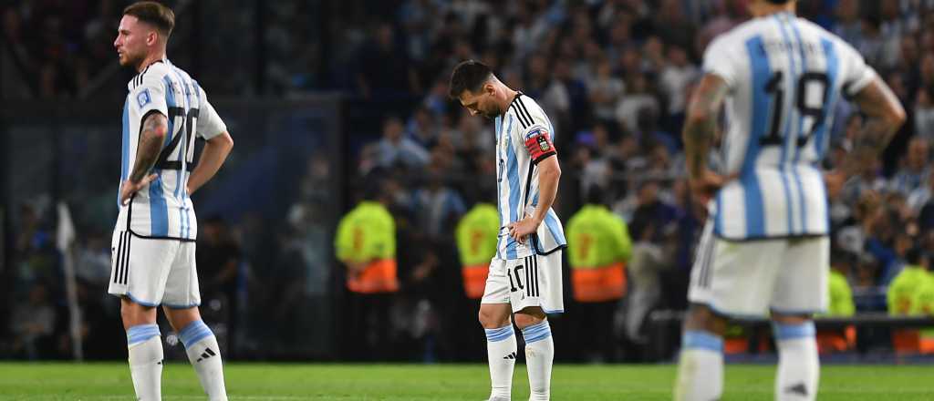 Argentina fue una sombra y sufrió una dura derrota ante Uruguay