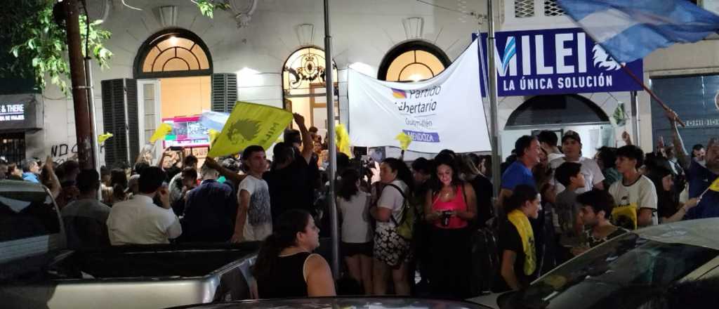 La victoria de Milei en Mendoza: ganó por 71% a 29%