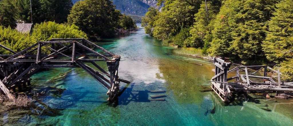 El incre&iacute;ble r&iacute;o que une a dos lagos de la Patagonia