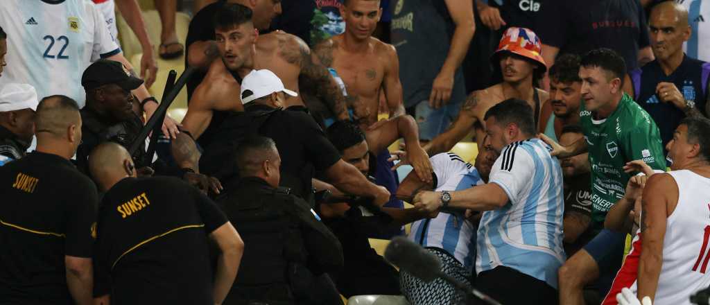 FIFA analiza sancionar a Argentina tras la salvaje represión en Brasil
