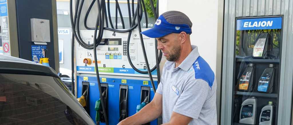 Estacioneros de Mendoza se resisten al sistema de autoservicio 