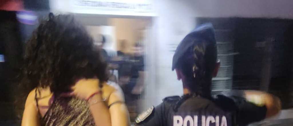 Despidieron a una policía que había sido detenida con droga en Tunuyán
