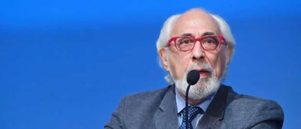 Kovadloff: "La pol&iacute;tica se maneja en el terreno de la eficacia no de la &eacute;tica"