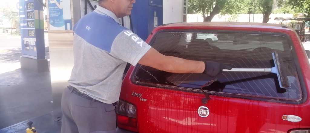 YPF permitirá pagar combustibles con Bitcoin y otras criptomonedas