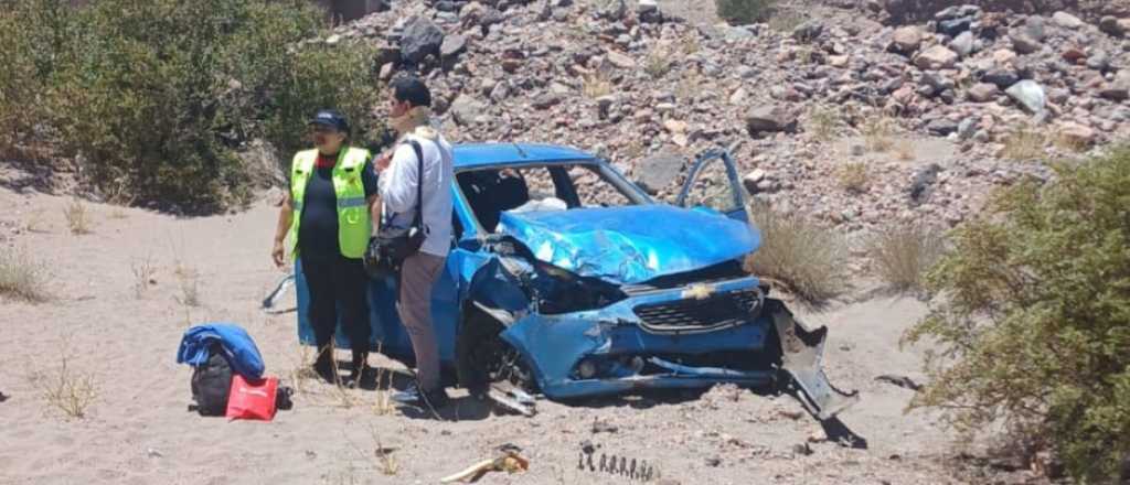 Turistas chilenos cayeron a un barranco en Uspallata y una mujer quedó grave