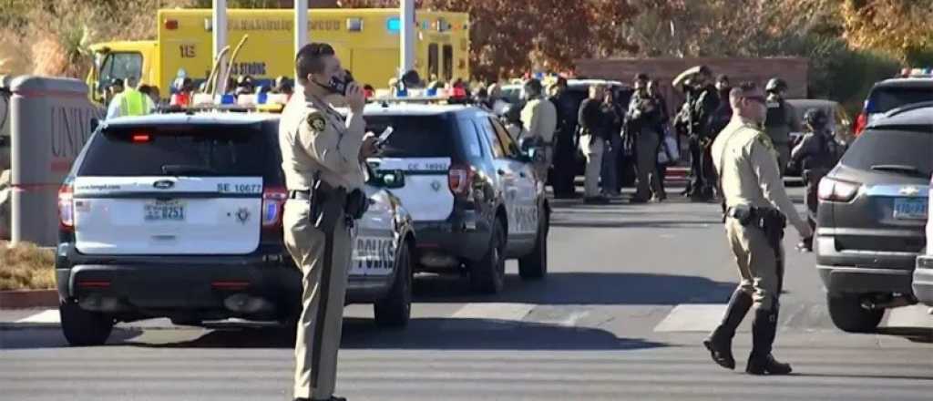 Un tirador en la Universidad de Las Vegas mató al menos a 3 personas