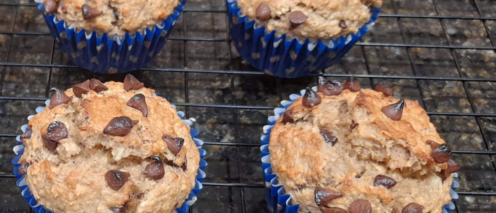 Muffins saludables sin azúcar de maní y banana