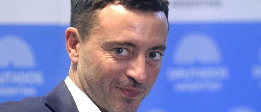 De Loredo adelant&oacute; que la UCR dar&aacute; "tratamiento expr&eacute;s" al proyecto de Milei