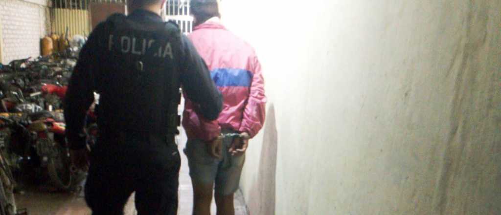 Video: detuvieron a un hombre que intentaba robar en un local de Luján