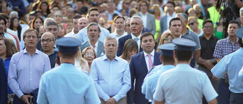 Cornejo le pedir&aacute; a Milei que coparticipe el impuesto al cheque