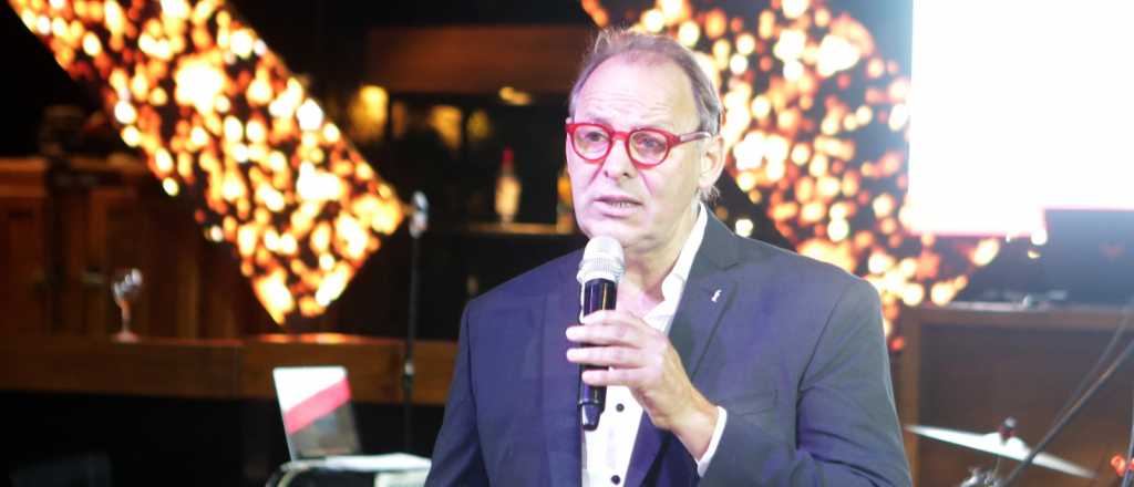 Candeloro al Post: "La Nación adeuda unos 400 mil millones a la construcción"