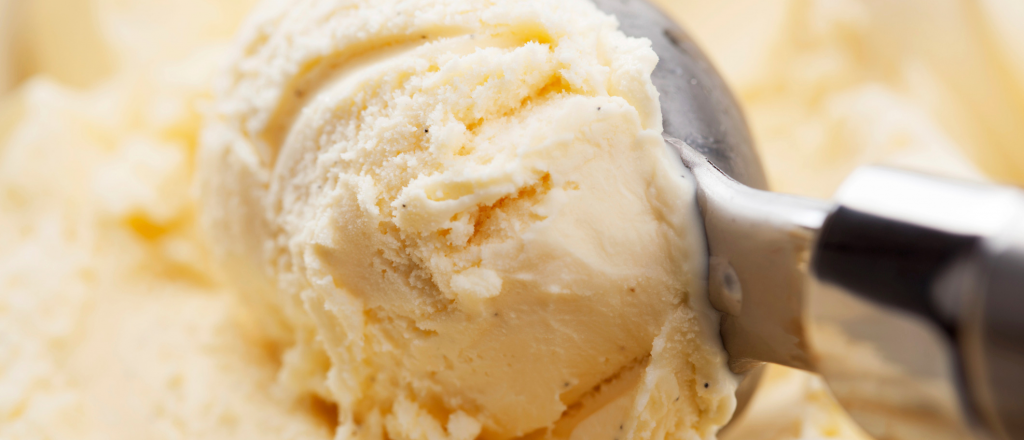 ¡Sorprendete! Hacé tu base casera para helados con solo 2 ingredientes