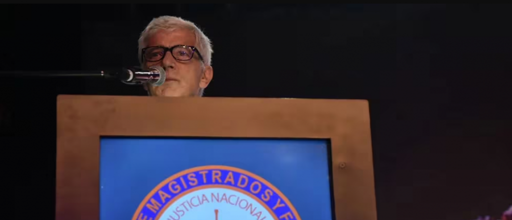 C&uacute;neo Libarona revel&oacute; los tres pedidos que le hizo Milei