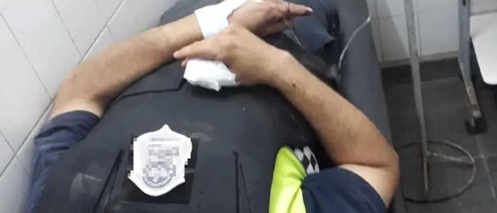 Apu&ntilde;alaron a un polic&iacute;a que custodiaba a una mujer violentada en Ciudad