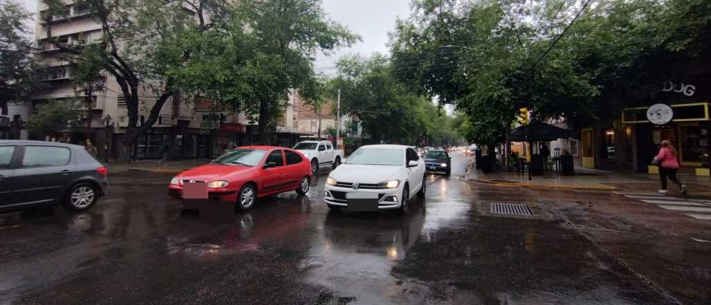 Sábado caluroso y con más lluvias