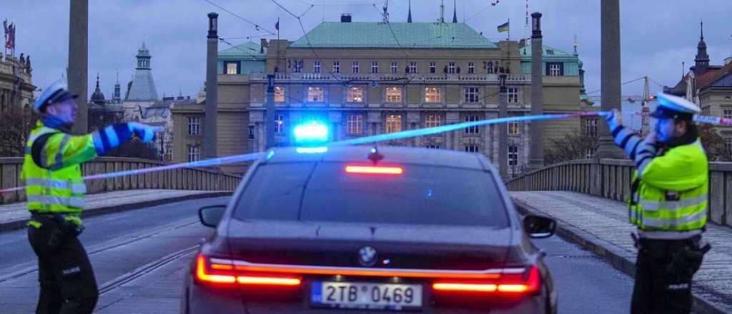 Tiroteo en una Universidad en Praga deja 11 muertos y decenas de heridos